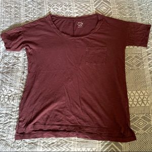 Women’s Old Navy pocket tee